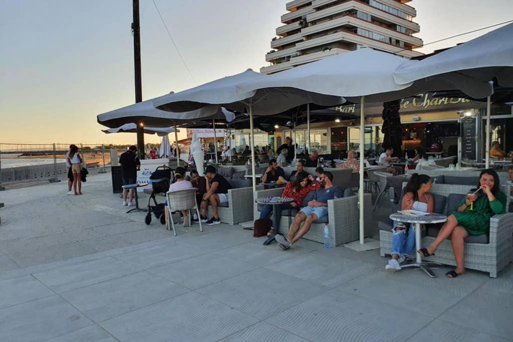 Studio Cabines 6 Couchages 150 M De La Plage Et A Quelques Secondes Des Commerces Wifi Gratuit La Grande-Motte Eksteriør billede